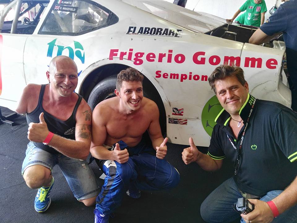 [Immagine: 14370140_10202152656414437_2193524988050454433_n.jpg]