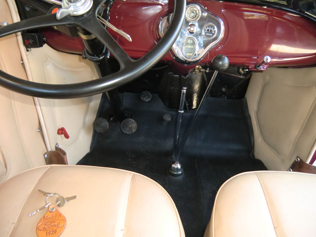 [Immagine: 04%20Pedaleria-Cambio-freno.jpg]